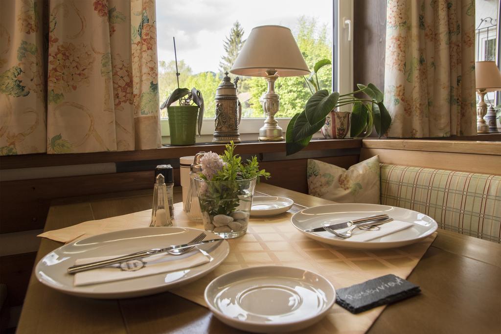 Gaestehaus Am Kurpark 슐리에르시 외부 사진